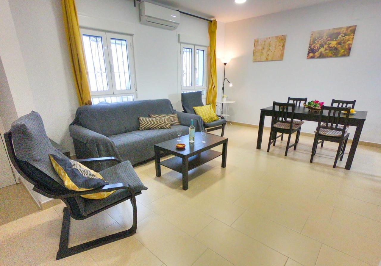 Noria Is A Comfortable Apartment With Patio And Large Terrace In Conil Конил-де-ла-Фронтера Екстериор снимка